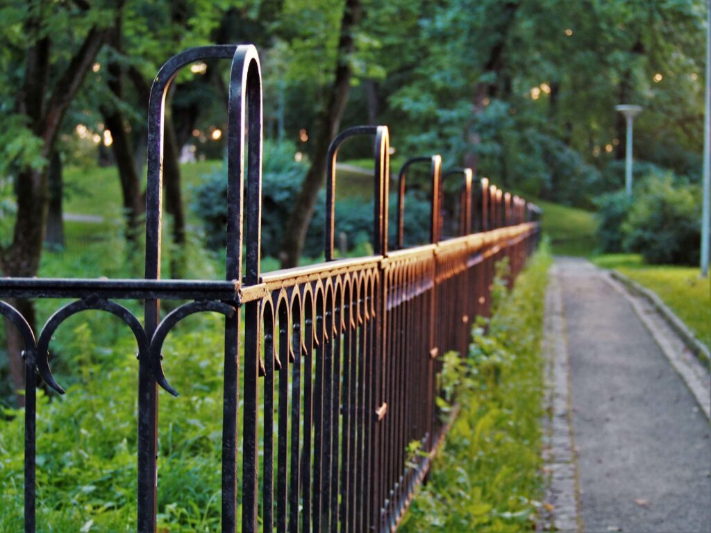 Battle of Fences: Metal vs. Other Materials - Insights from Top Fence Contractor in Trumbull, CT